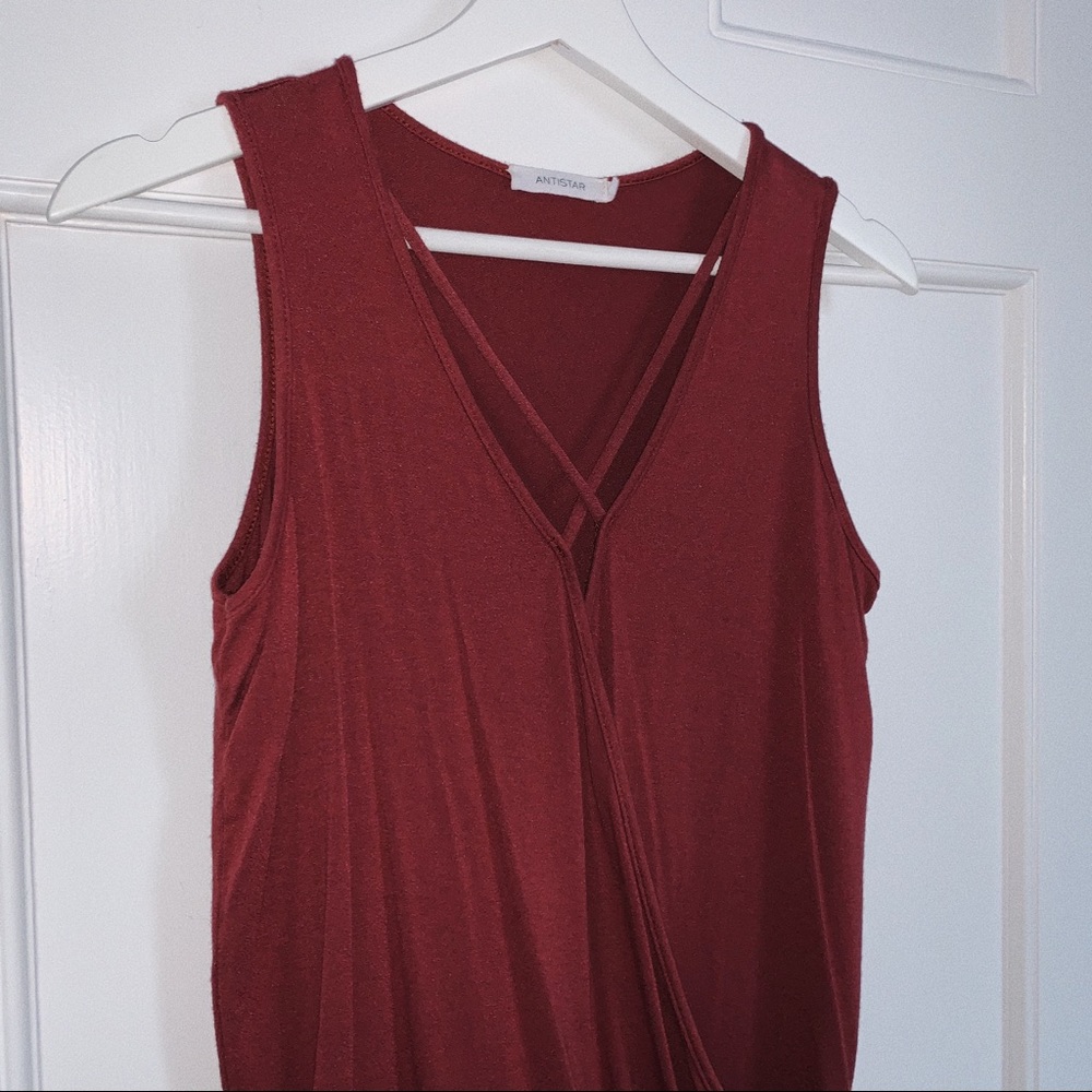 Maroon Tank - Picture 3 of 3